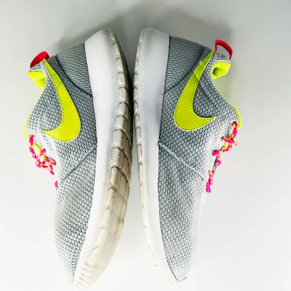 Nike Roshe One Running Sneakers Shoes Grey Yellow Pink Women 8 / Youth 6.5